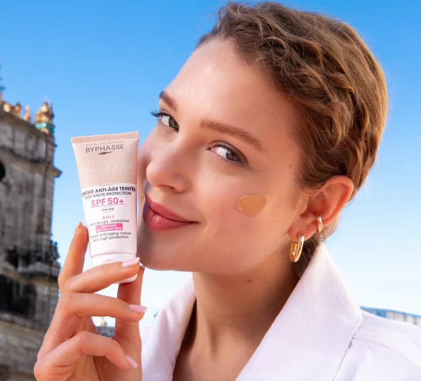 کرم ضد افتاب رنگی مدیمspf50 انواع پوست بایفاس 50 میل - Image 2